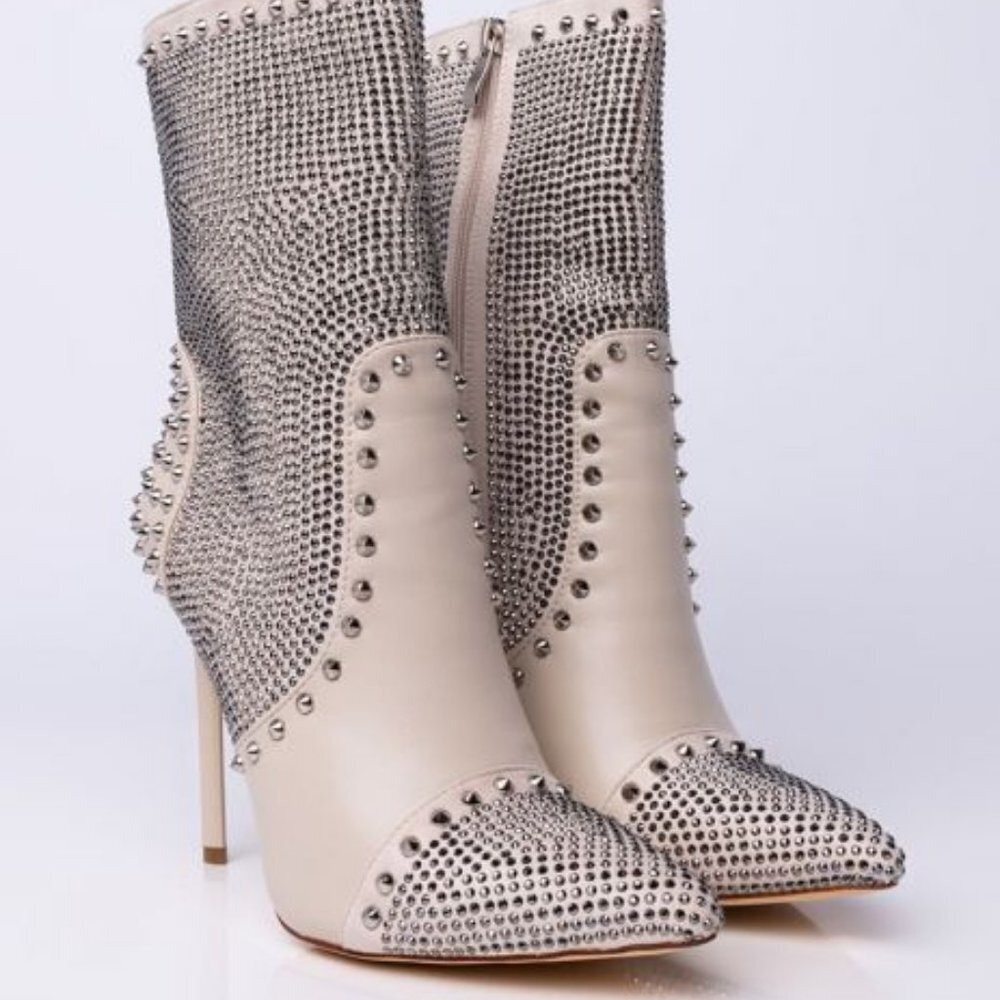 AZALEA WANG "BARBARIC INTETIONS" Size: 8.5 STILETTO HEEL BOOTIE (Fast ship)